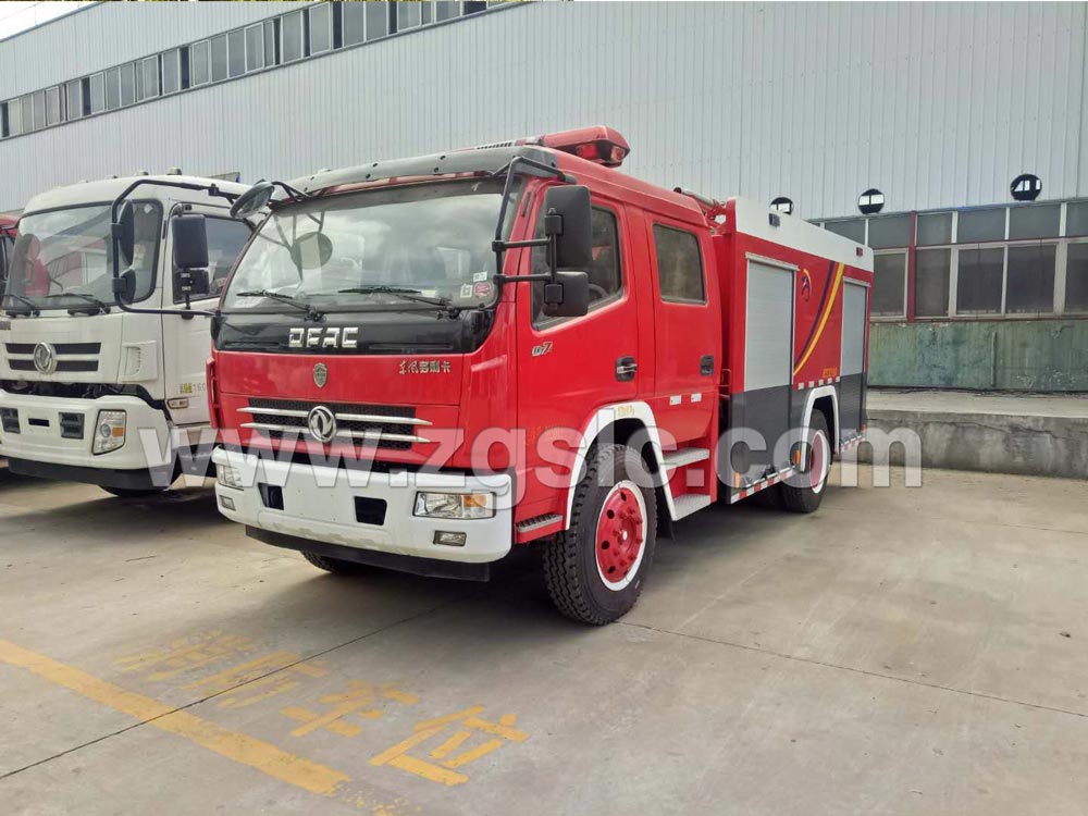 東風(fēng)大多利卡水罐消防車(國(guó)五)