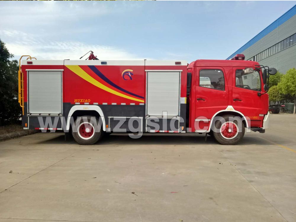 東風天錦雙排水罐消防車(國五)