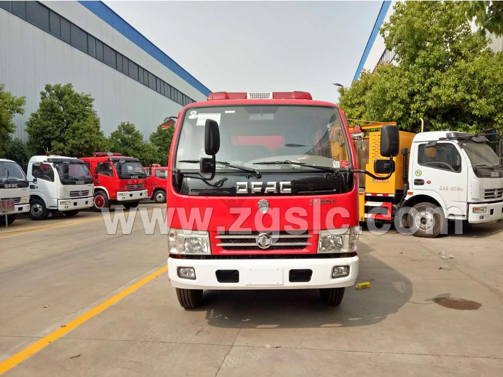 東風(fēng)小多利卡水罐消防車(國(guó)五)