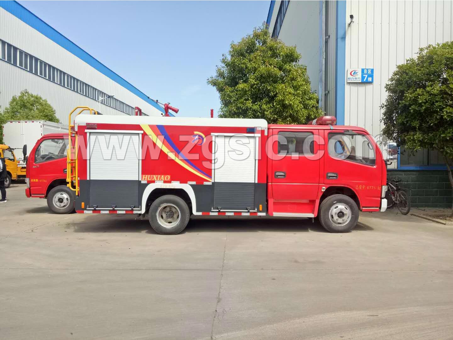 東風(fēng)凱普特雙排水罐消防車 （國五）