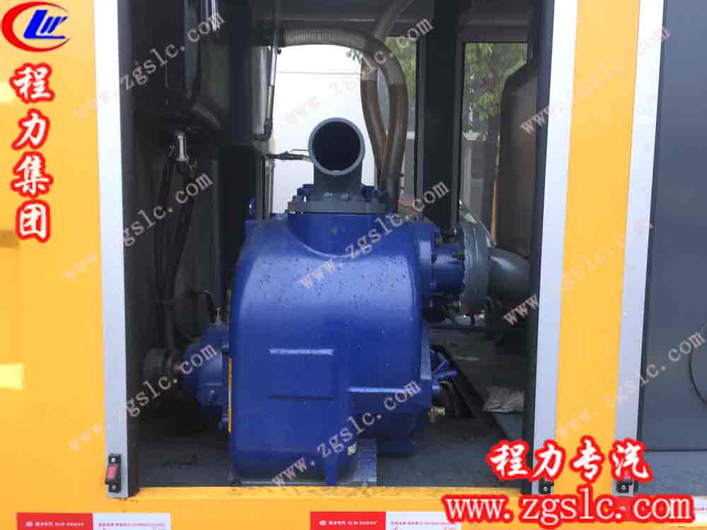 東風(fēng)小多利卡污水處理車(國(guó)五)