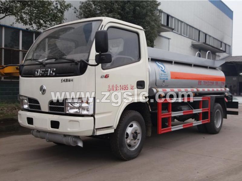 東風(fēng)小多利卡(2.5方)加油車(chē)(國(guó)五)那家好