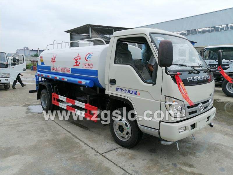 2019/05/31 九江張總在程力專(zhuān)用汽車(chē)股份有限公司訂購(gòu)一臺(tái)5噸國(guó)三灑水車(chē)，單號(hào)2019053