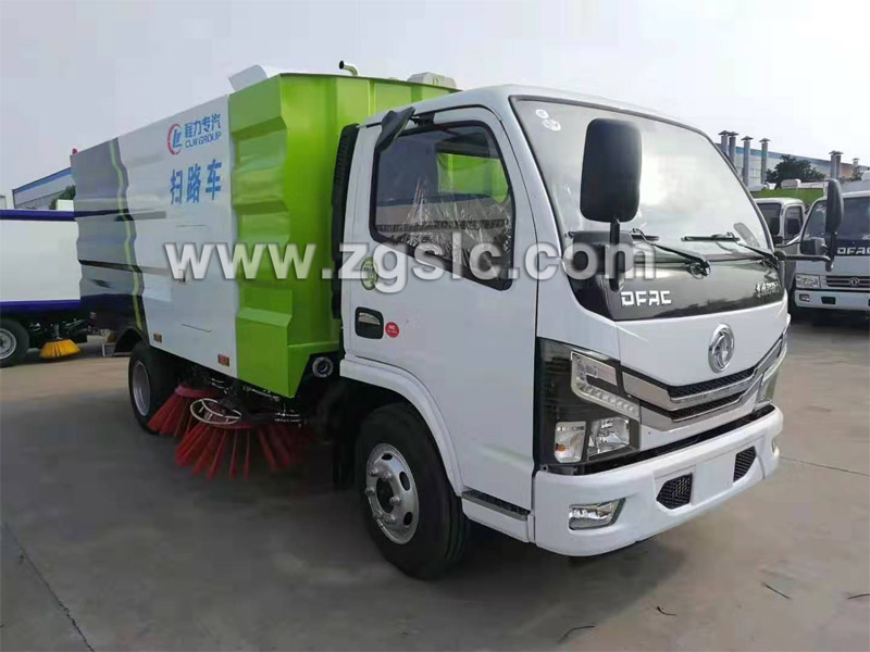 國(guó)六掃路車